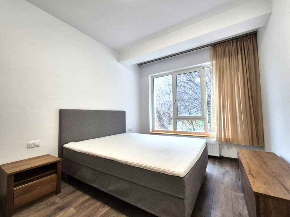 Apartament cu 3 camere inconjurat de padure, zona AFI Mall