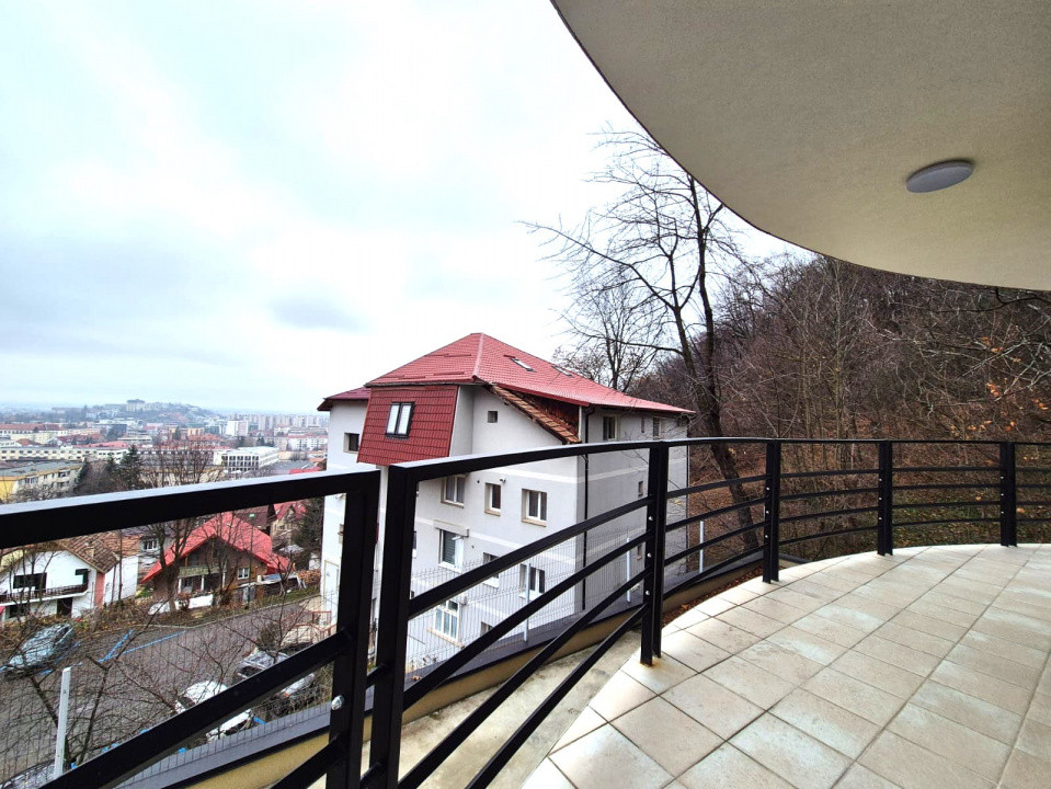 Apartament cu 3 camere inconjurat de padure, zona AFI Mall