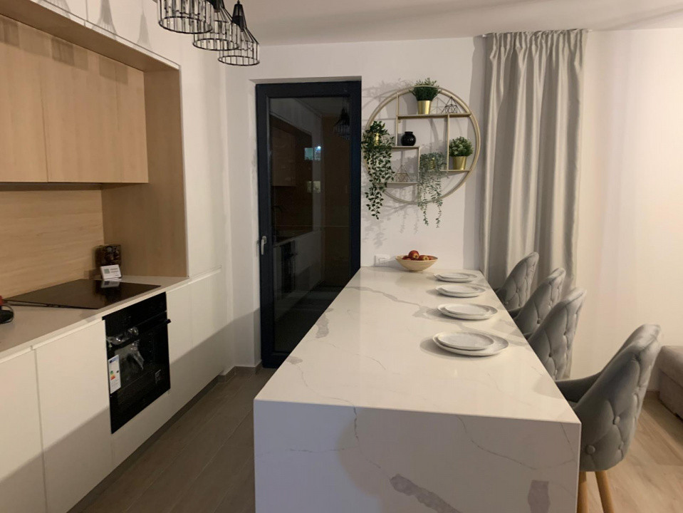 Apartament cu 3 camere în Urban Plaza 