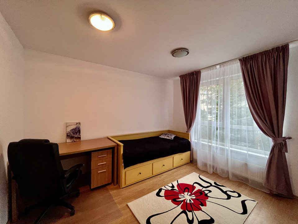 Apartament cu 4 camere in Green Valley 