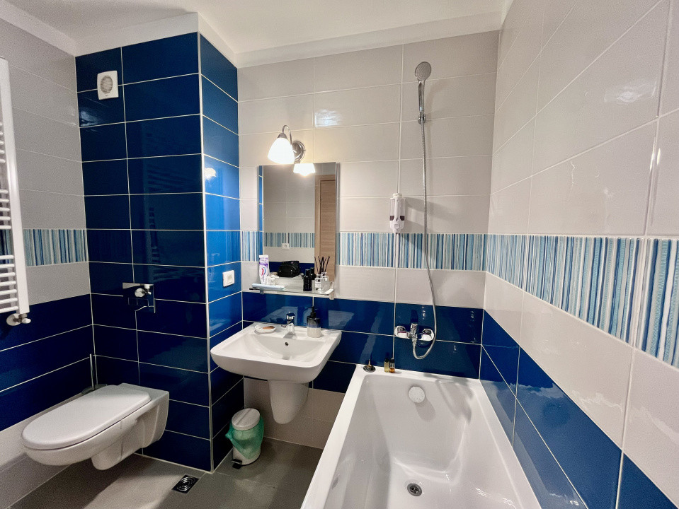 Apartament cu 2 camere în Tractorul 