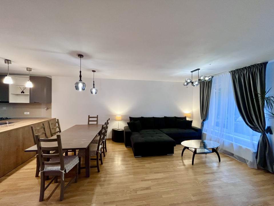 Apartament cu 4 camere in Green Valley 