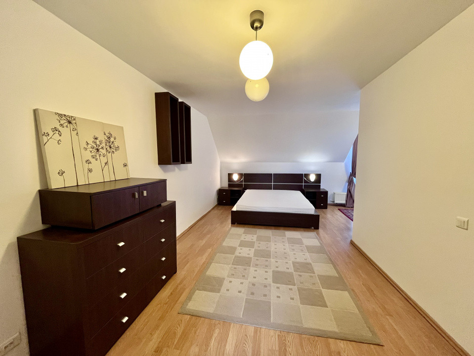 Apartament cu 4 camere in Green Valley 
