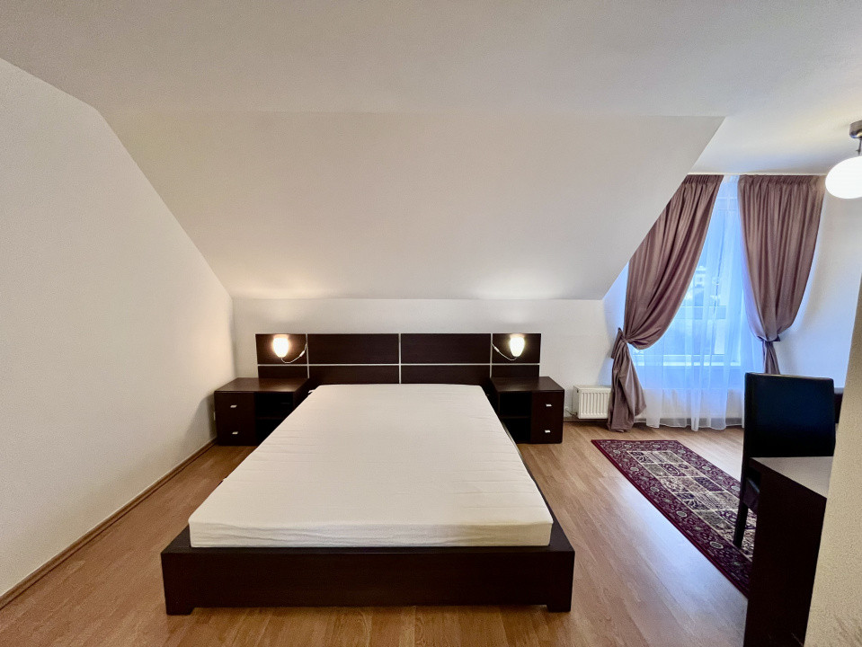 Apartament cu 4 camere in Green Valley 