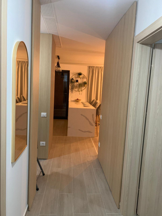 Apartament cu 3 camere în Urban Plaza 