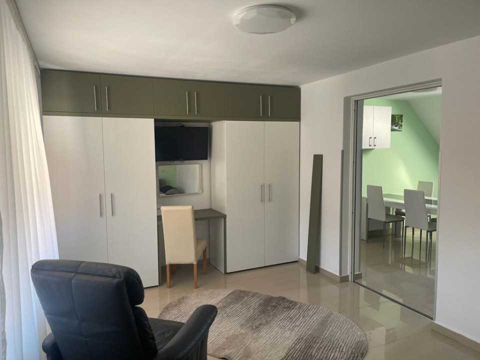 Apartament cu 2 camere pe Strada Lungă 