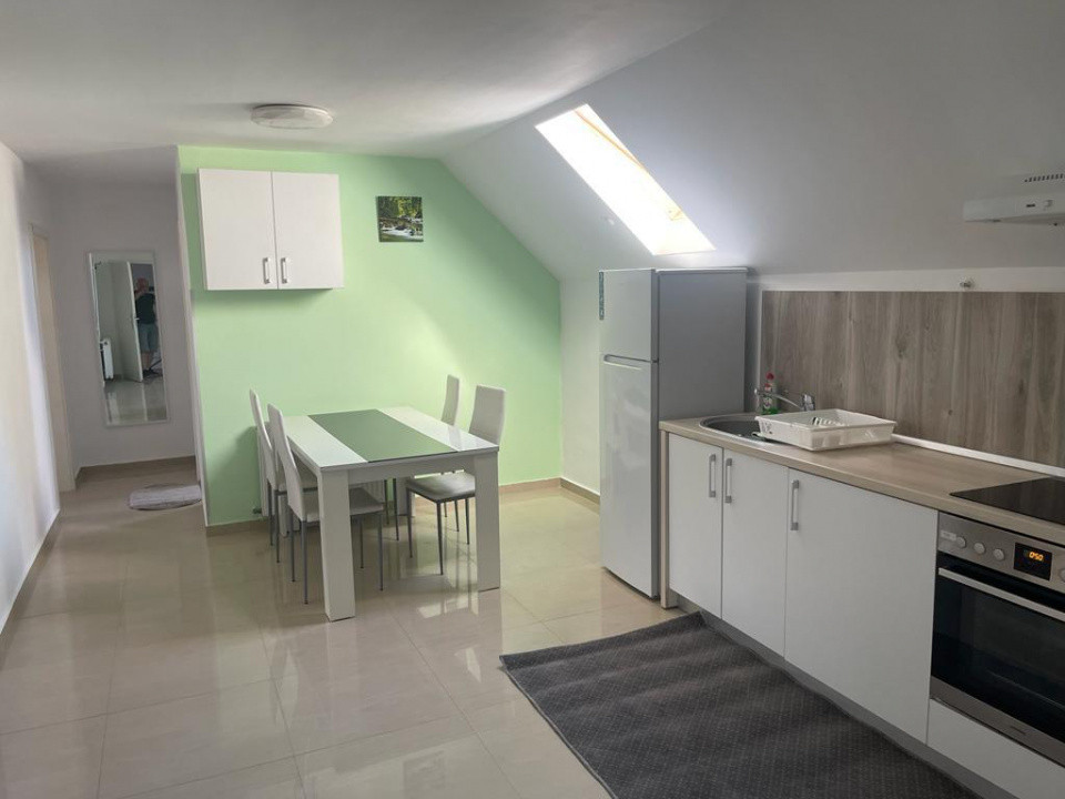 Apartament cu 2 camere pe Strada Lungă 