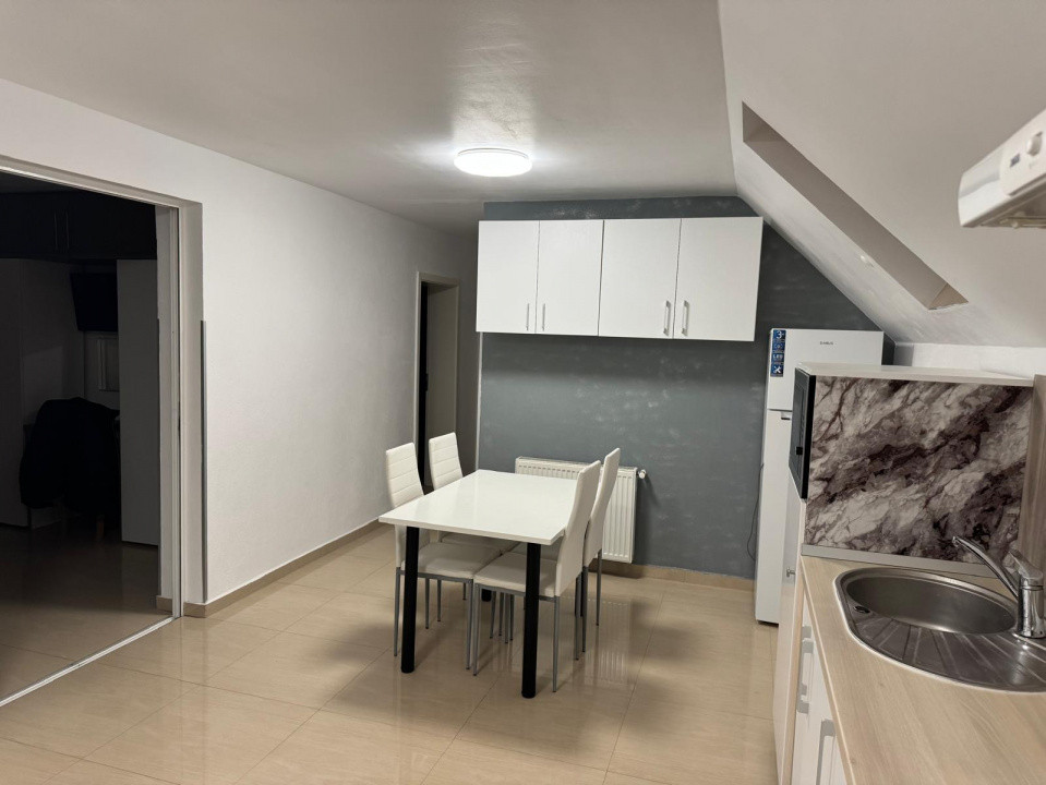 Apartament cu 2 camere pe Strada Lungă 