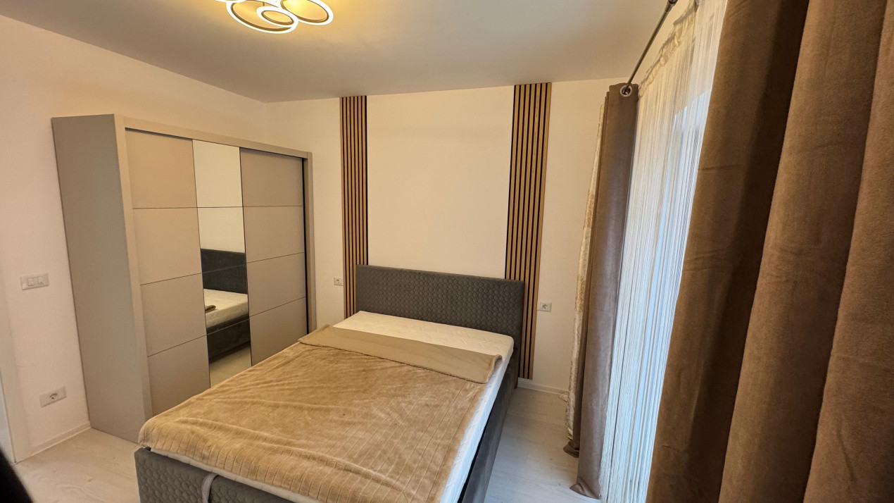 Penthouse modern in Tractorul