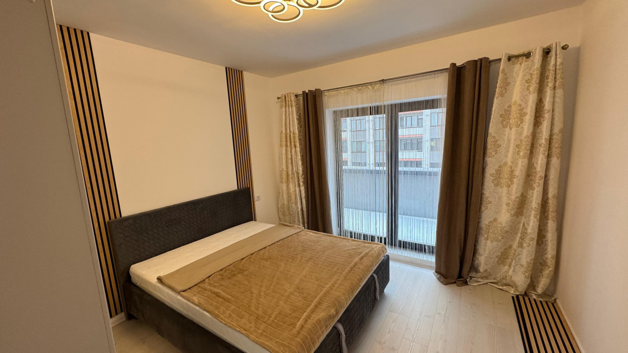 Penthouse modern in Tractorul