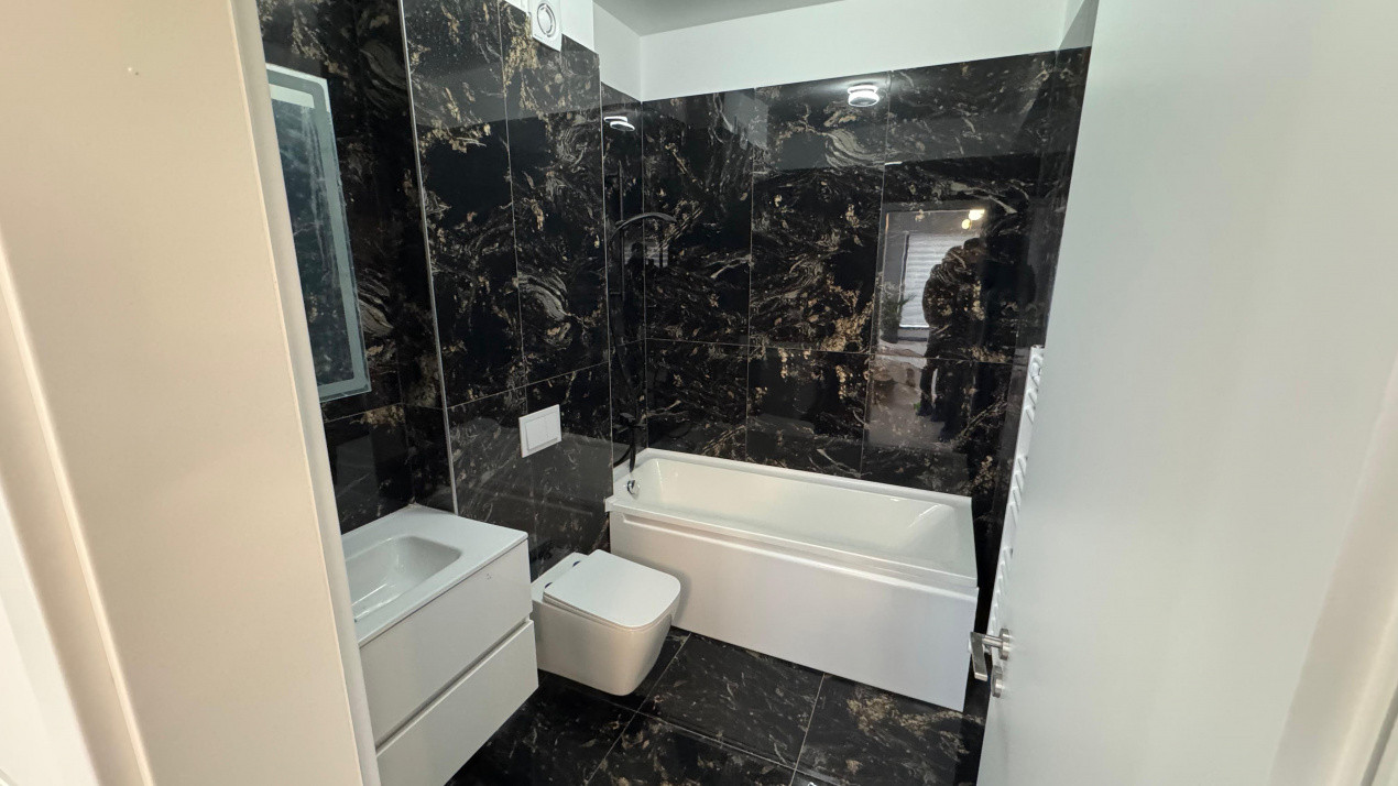 Penthouse modern in Tractorul