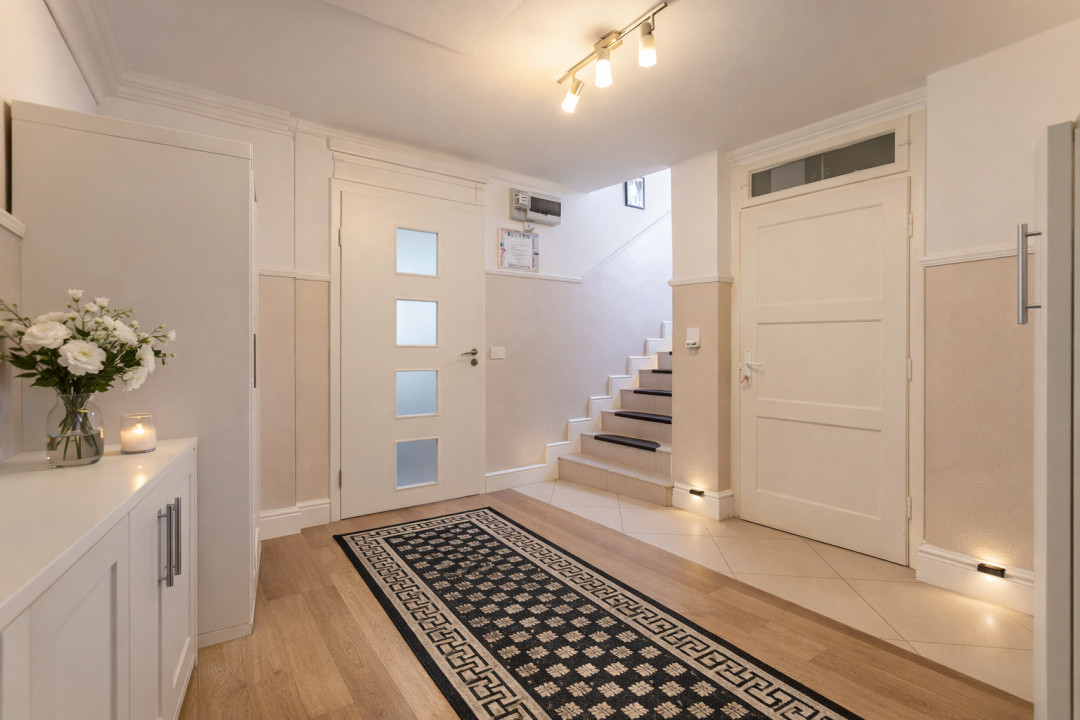 Casa deosebita, teren 749mp, locuinta sau sediu business