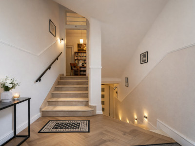 Casa deosebita, teren 749mp, locuinta sau sediu business