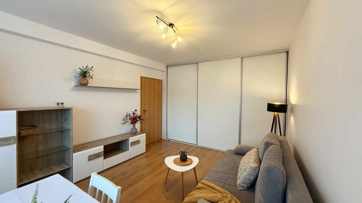 Apartament 2 camere | Decomandat | Tractorul | Loc Parcare | Transport Public