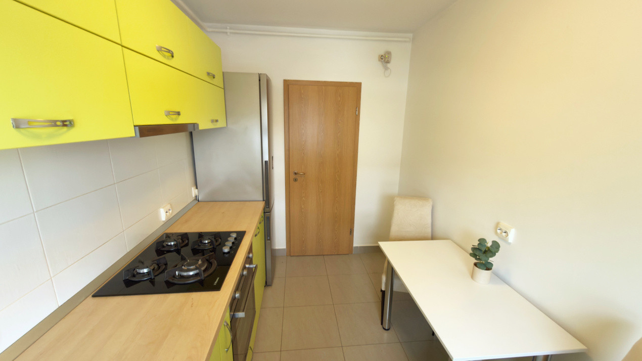 Apartament 2 camere | Decomandat | Tractorul | Loc Parcare | Transport Public