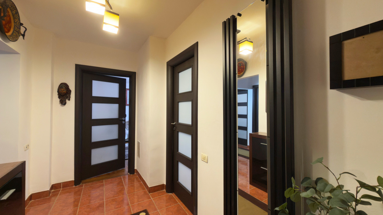 De inchiriat APARTAMENT 3 CAMERE DECOMANDAT ITC | 2 BAI | 2 PARCARI | ETAJ 1 