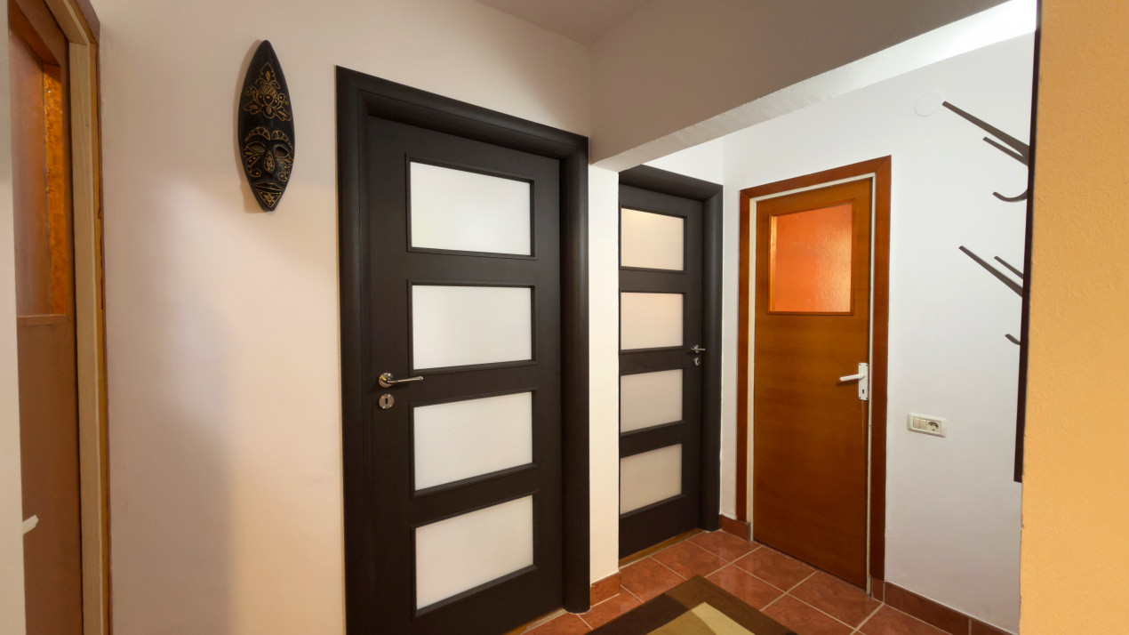 De inchiriat APARTAMENT 3 CAMERE DECOMANDAT ITC | 2 BAI | 2 PARCARI | ETAJ 1 