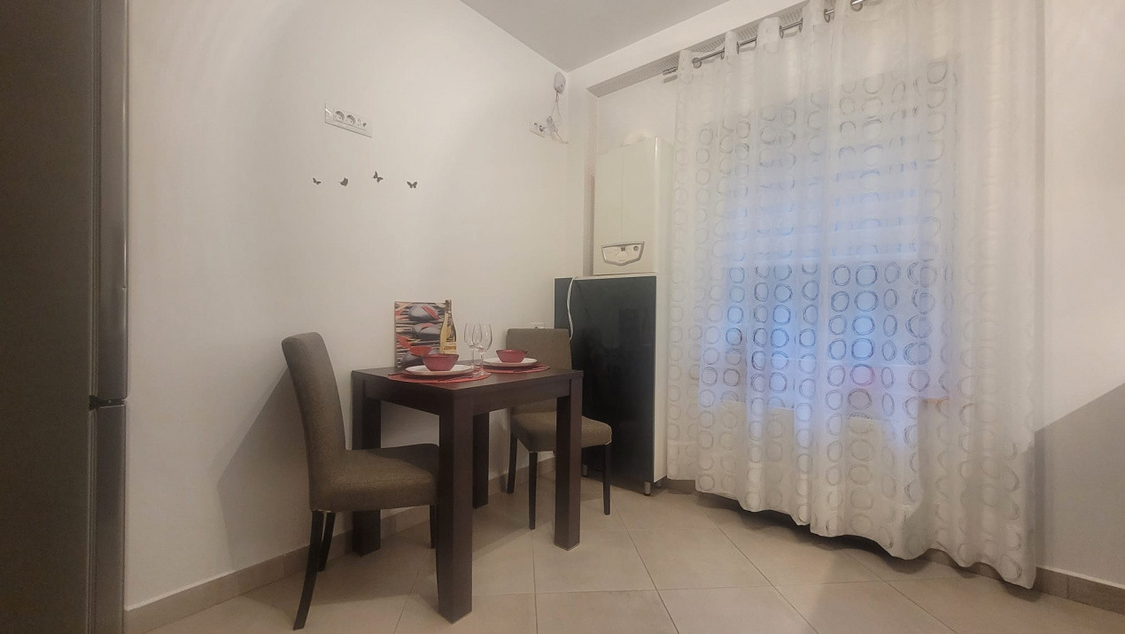 Garsoniera spatioasa, bloc nou in zona centrala