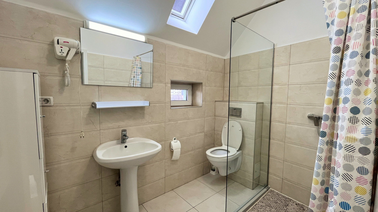 Apartament cu 2 camere pe Strada Lungă 