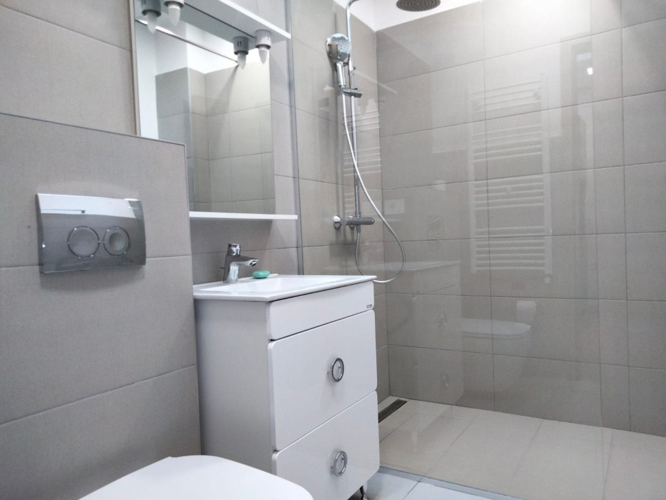 Studio cochet in zona Liceul Saguna