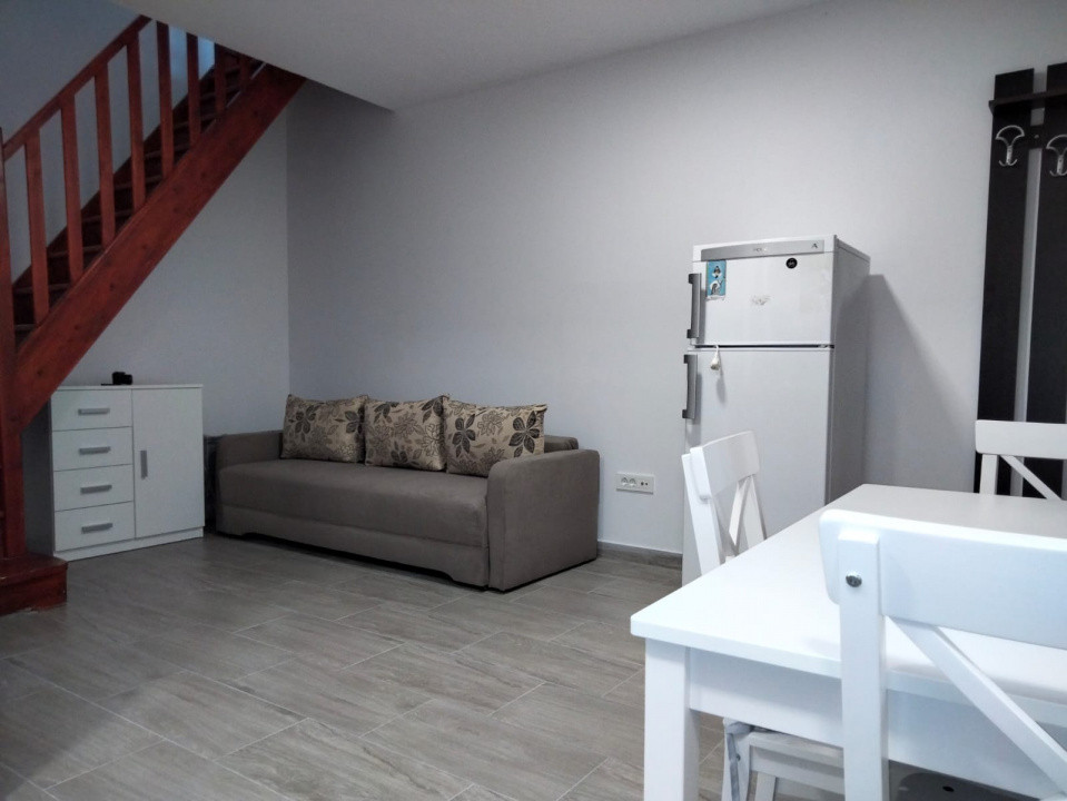 Studio cochet in zona Liceul Saguna