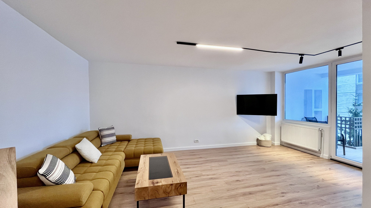 Apartament modern cu 3 camere in zona centrală 