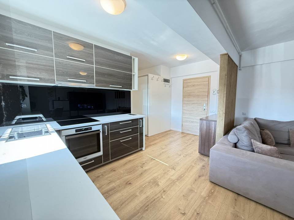 Studio cochet la inchiriere in cartierul Tractorul