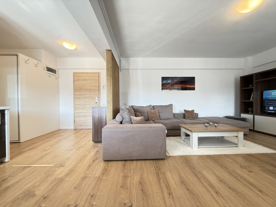 Studio cochet la inchiriere in cartierul Tractorul