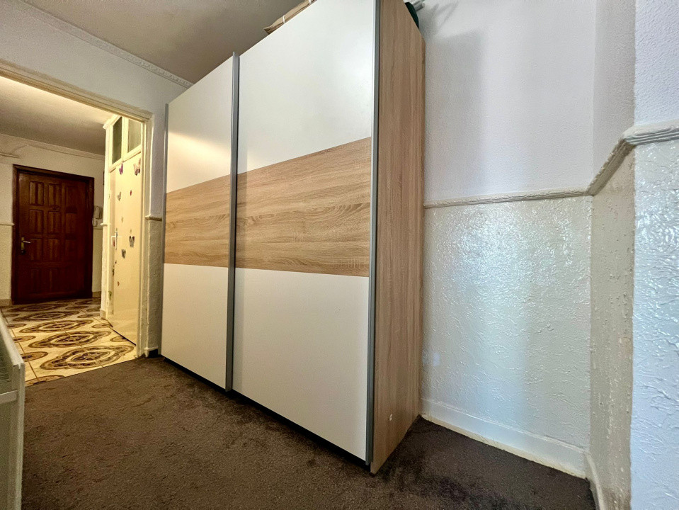 Apartament luminos 3 camere, 2 băi, parcare