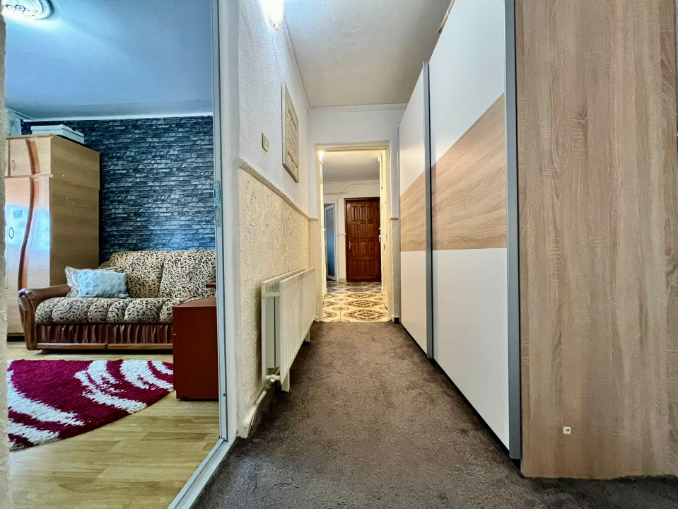 Apartament luminos 3 camere, 2 băi, parcare