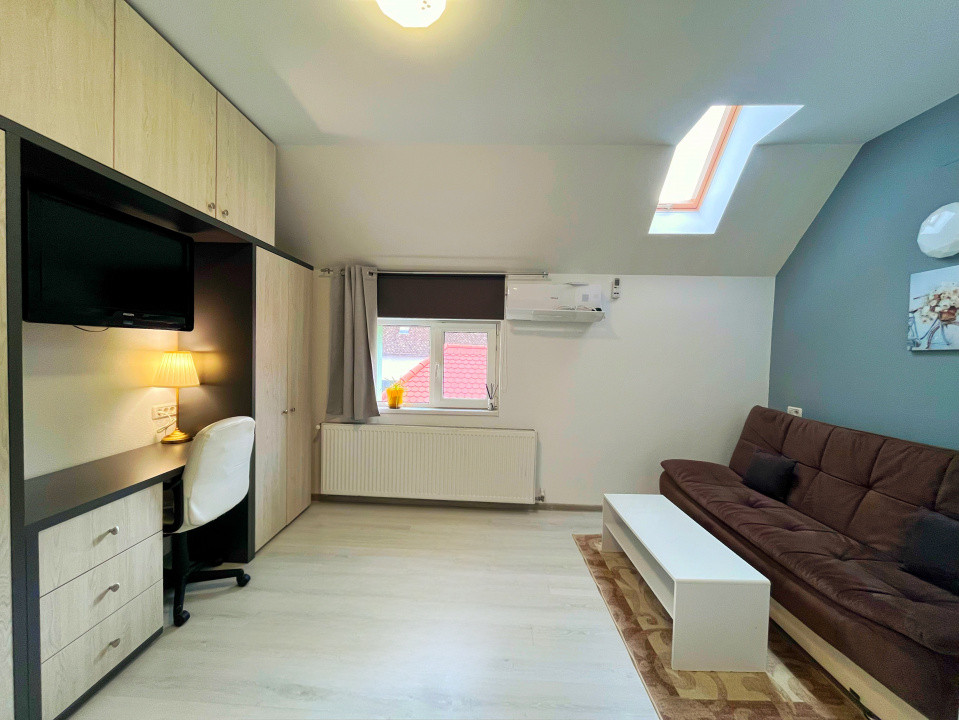 Apartament cu 2 camere pe Strada Lungă 