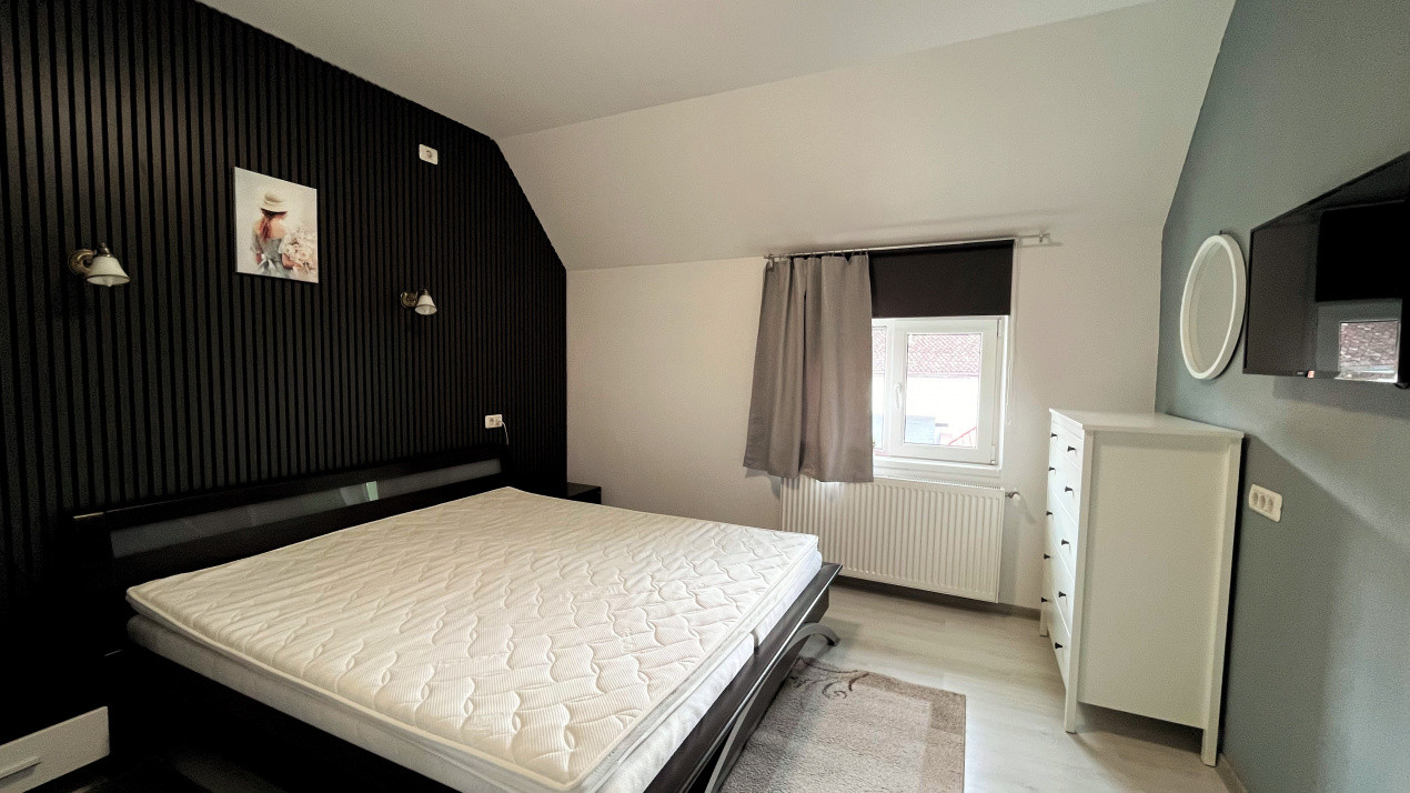 Apartament cu 2 camere pe Strada Lungă 