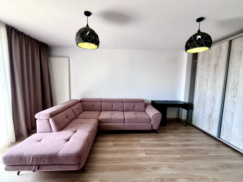 Garsonieră modernă în Urban Plaza 