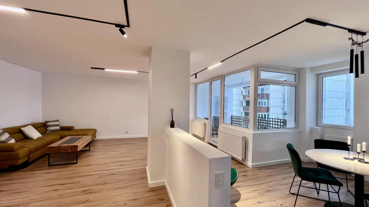 Apartament modern cu 3 camere in zona centrală 