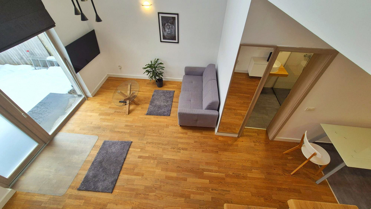 Apartament cu 2 camere pe strada Lunga