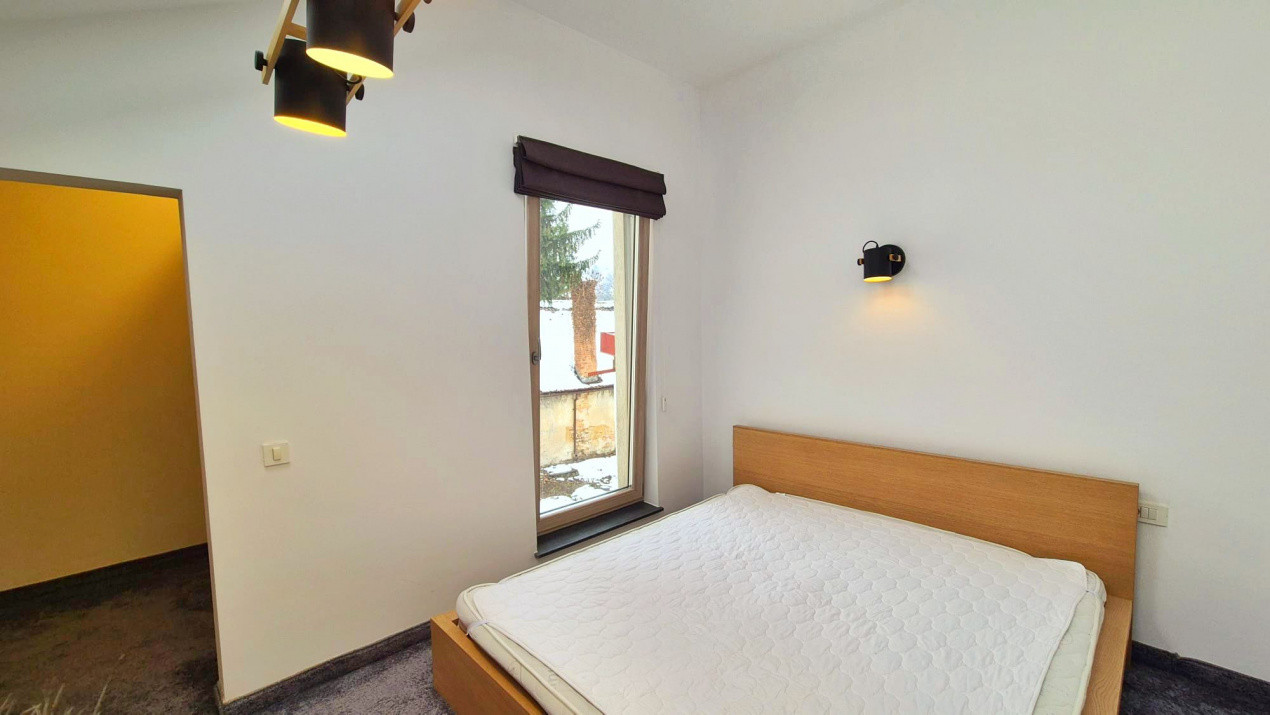 Apartament cu 2 camere pe strada Lunga