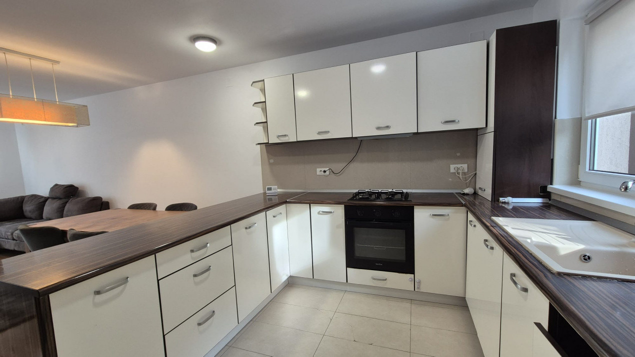 Apartament cu 4 camere in cartierul Noua langa padure