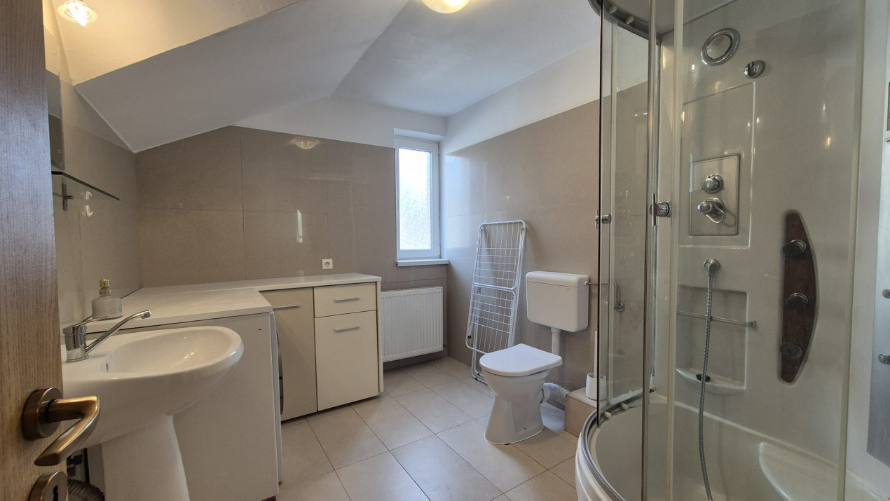 Apartament cu 4 camere in cartierul Noua langa padure