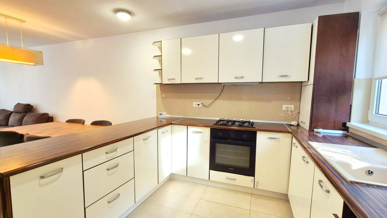 Apartament cu 4 camere in cartierul Noua langa padure