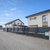 CASA NOUA PREMIUM IN HARMAN – CURTE AMENAJATA, PREGATITA PENTRU EV