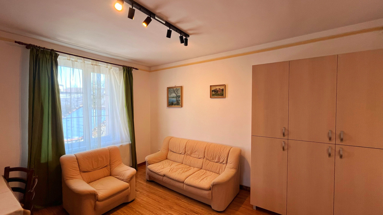 Apartament cu 3 camere in Zona Centrală