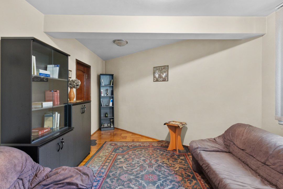 Casa de vanzare in Brasov - singur in curte - 458 mp teren