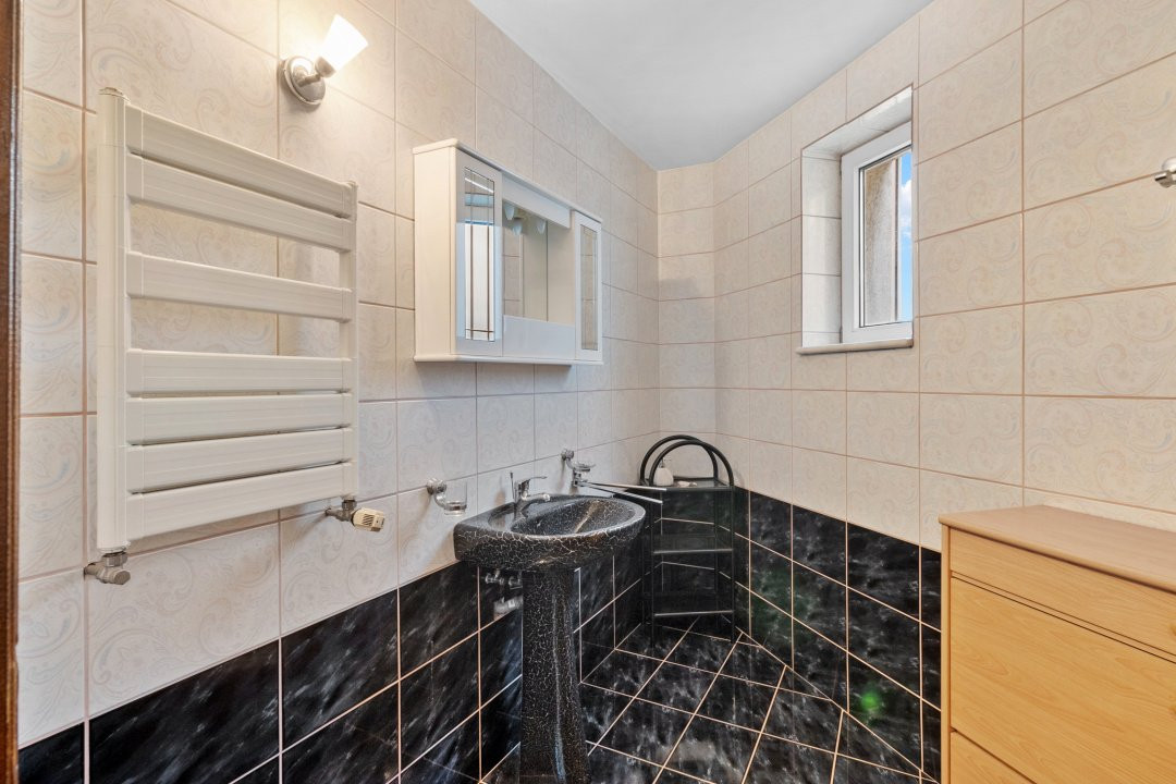 Casa de vanzare in Brasov - singur in curte - 458 mp teren