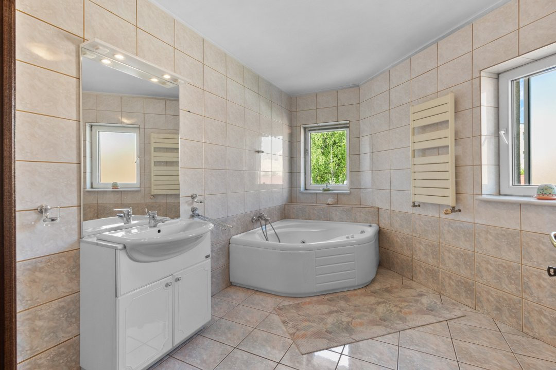 Casa de vanzare in Brasov - singur in curte - 458 mp teren