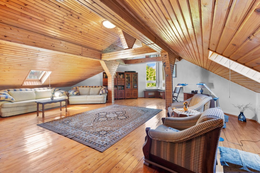 Casa de vanzare in Brasov - singur in curte - 458 mp teren