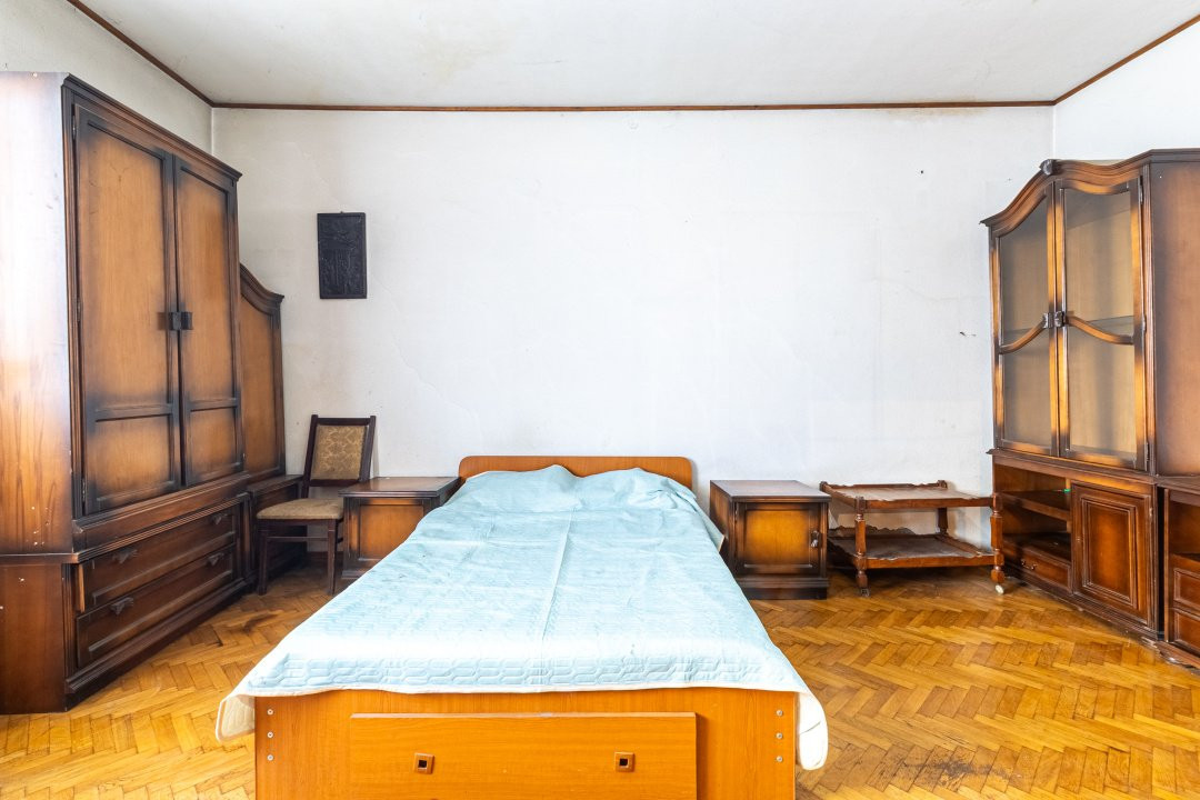 Casă individuala de 4 camere, oportunitate de investiție, Str.Plevnei