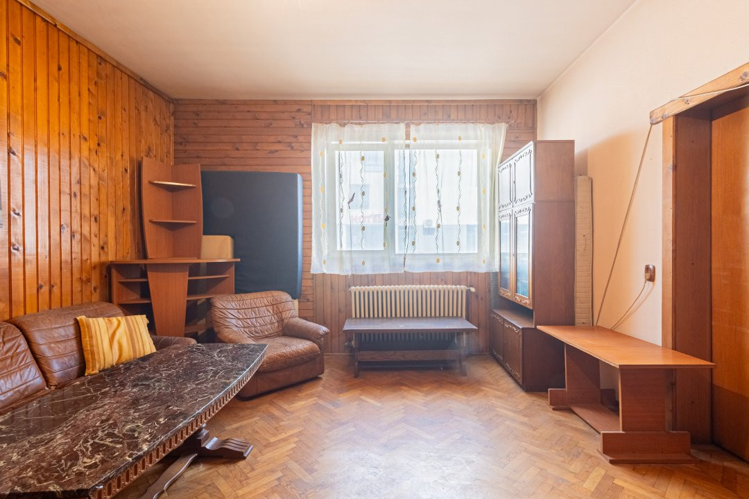 Casă individuala de 4 camere, oportunitate de investiție, Str.Plevnei