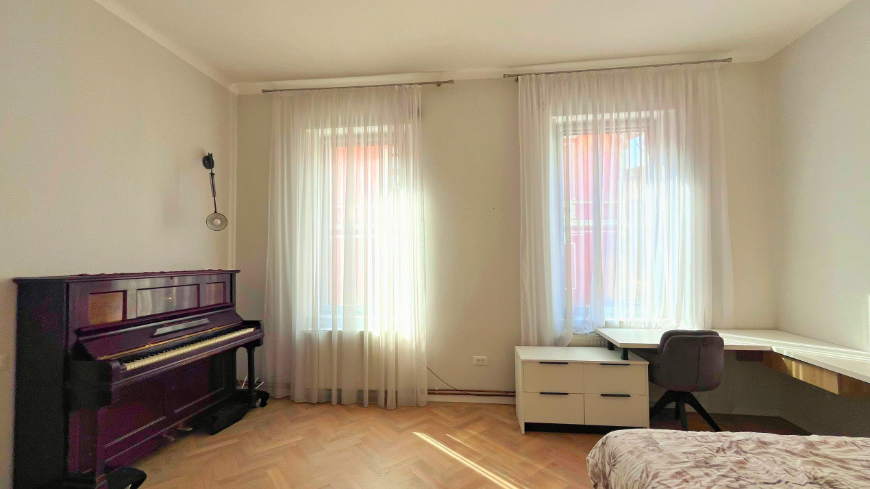 Apartament Modern cu 2 camere in centrul Brasovului 