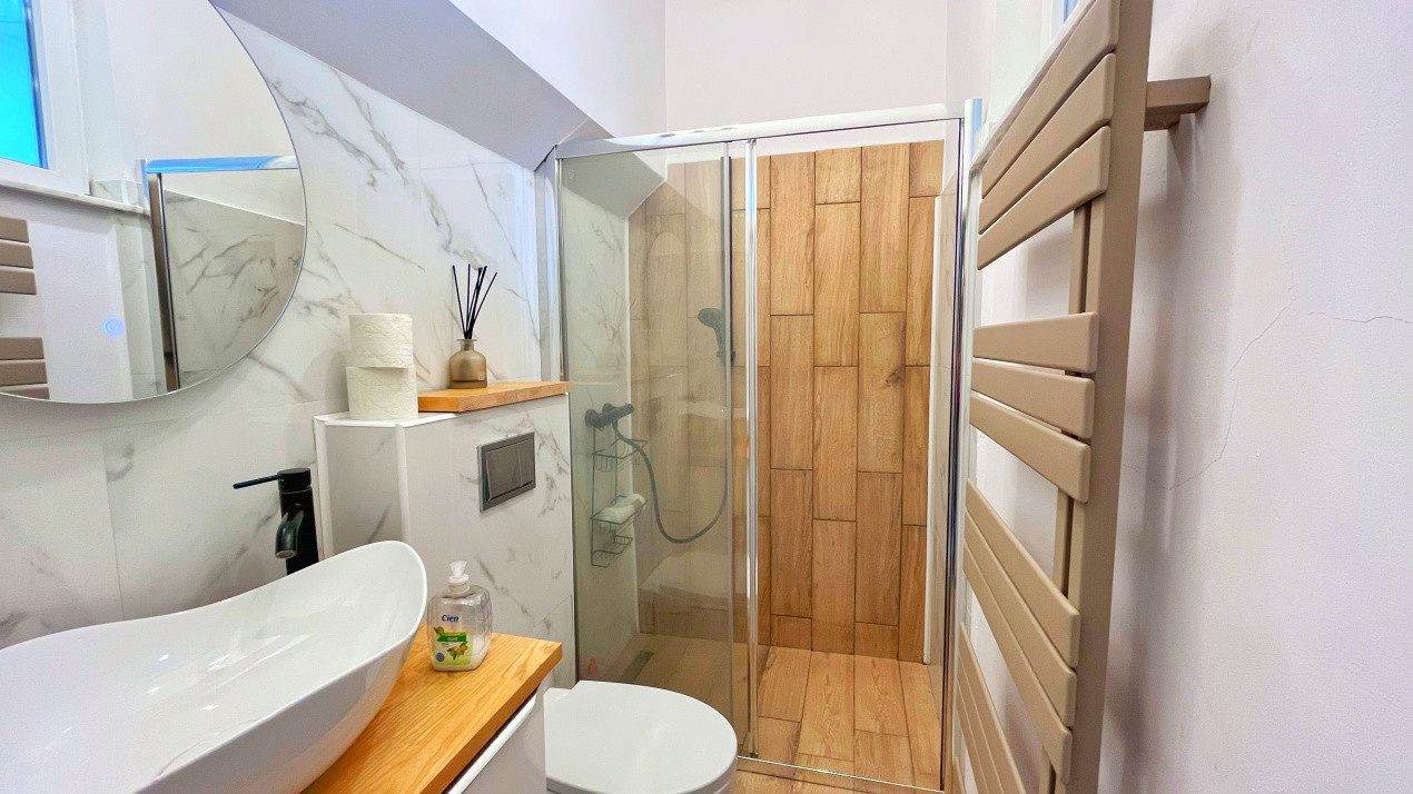 Apartament Modern cu 2 camere in centrul Brasovului 