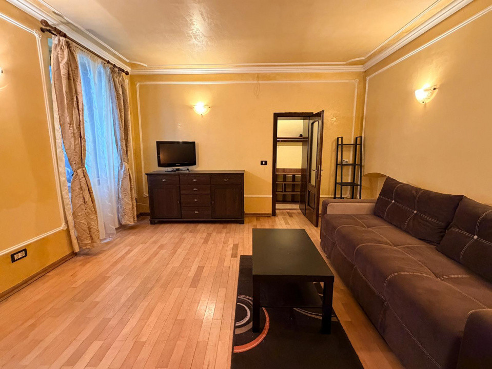 Garsoniera rafinata, pozitie premium – Centrul Istoric